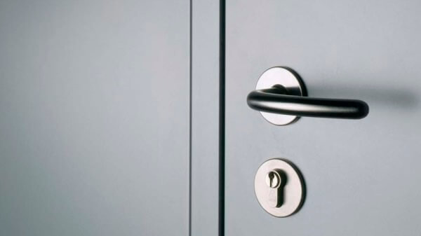 Вскрытие металлических дверей в Курске